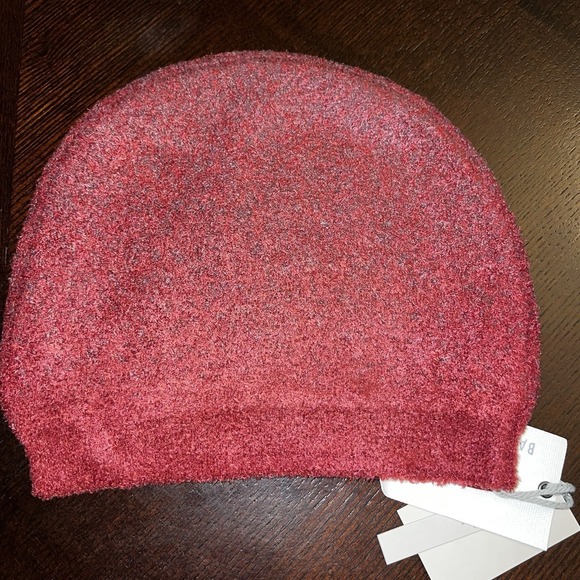 Barefoot Dreams New Women's CozyChic Lite Confetti Beanie Crimson Rosewood Red - Picture 3 of 4